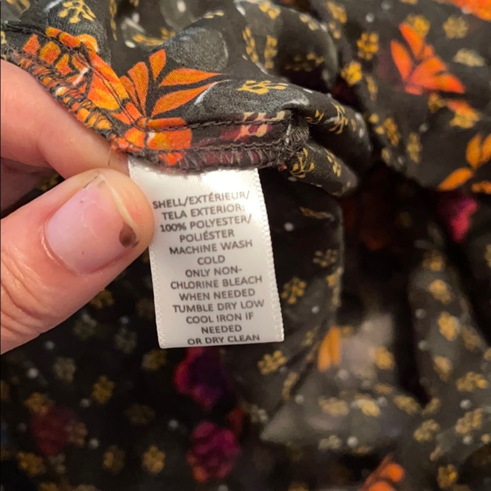 LOFT Polka dot button down - Picture 5 of 5